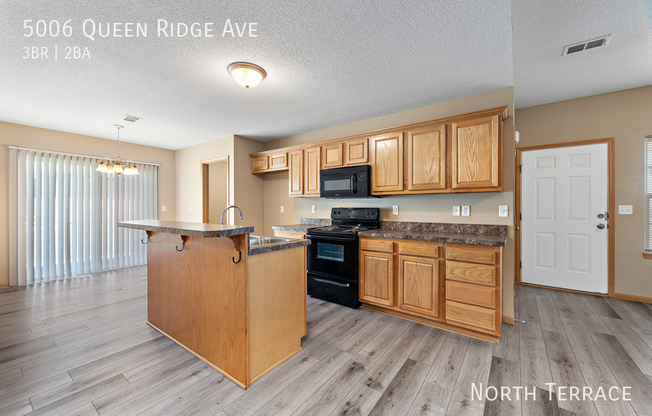 5006 QUEEN RDG AVE