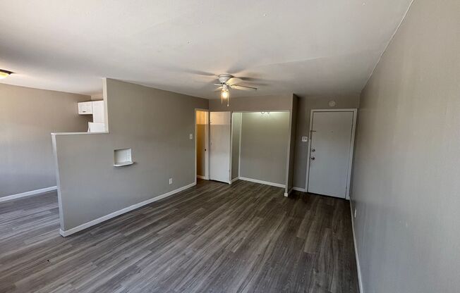 Studio, 1 bath, $799, Unit 420-10
