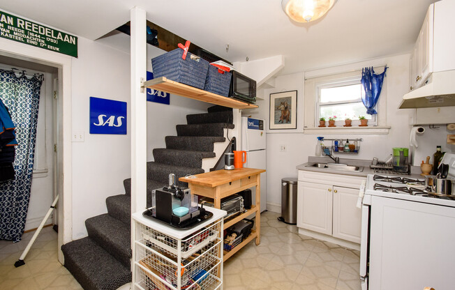 4843 OAKLEY