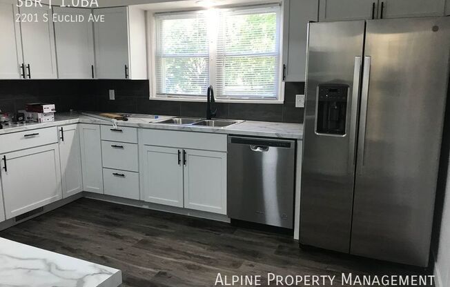 3 beds, 1 bath, 1,716 sqft, $1,695