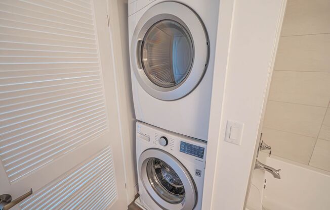 1 bed, 1 bath, 689 sqft, $2,799, Unit MCB26701#502