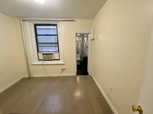 1771 1 AVE