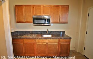 Mandalay Shores