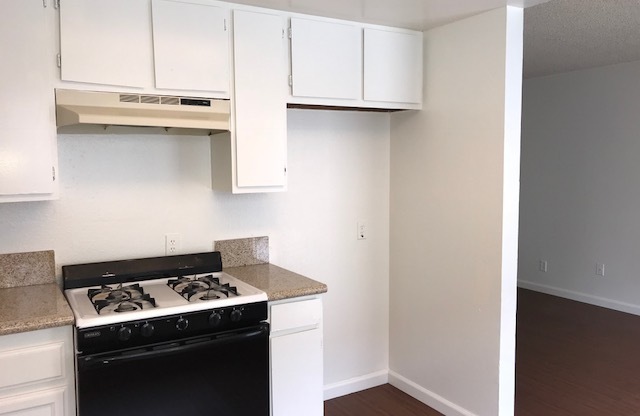 1 bed, 1 bath, 550 sqft, $1,595, Unit 0002