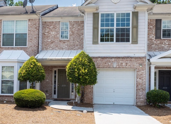 2833 PKWY CLOSE