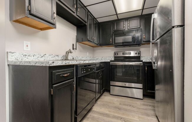 2 beds, 2 baths, $995, Unit 327