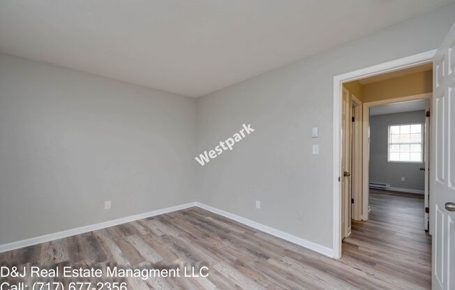 2 beds, 1 bath, 850 sqft, $1,295, Unit Unit 49