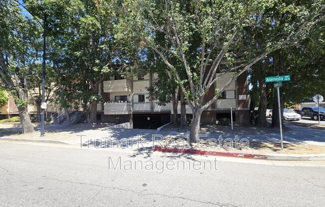 380 W ALAMEDA AVE