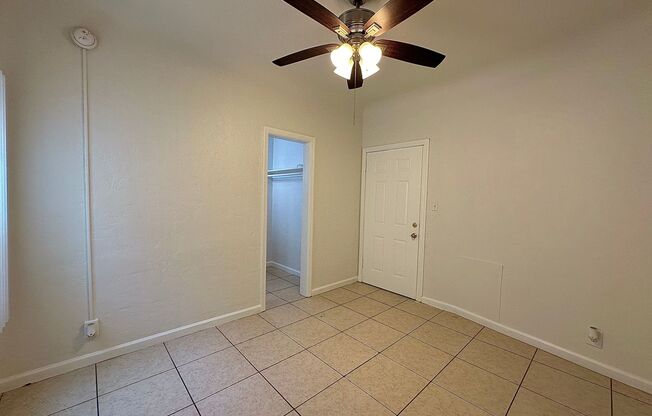 Studio, 1 bath, 350 sqft, $1,195, Unit 202