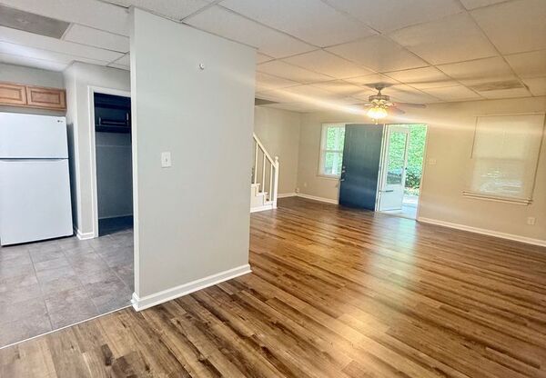 4520 BARTOW CARVER RD