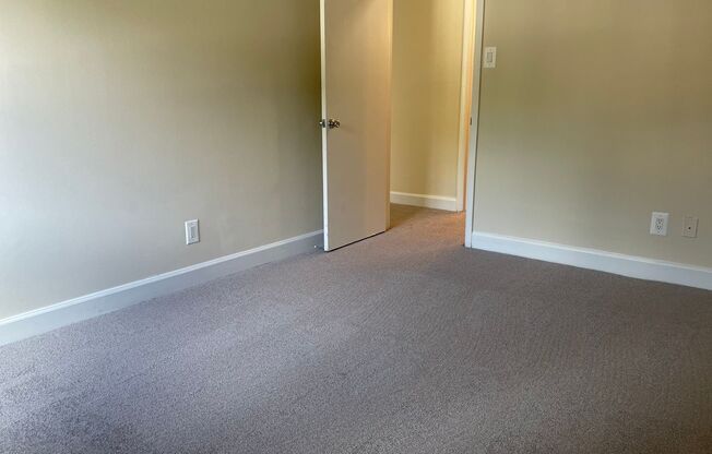 2 beds, 2 baths, 1,000 sqft, $2,175, Unit 14213 #202