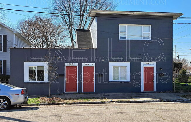706 ROSELANE ST