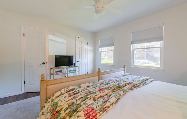 2 beds, 1 bath, $2,275, Unit # 7A