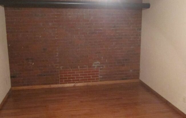 4 beds, 2 baths, 1,766 sqft, $2,275, Unit AW 120