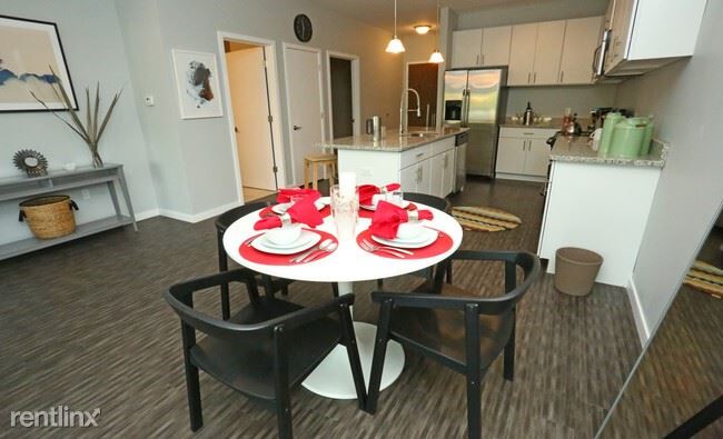322 W Commerce St Unit# 22