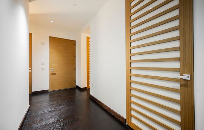 1 bed, 1.5 baths, $5,995, Unit #3902