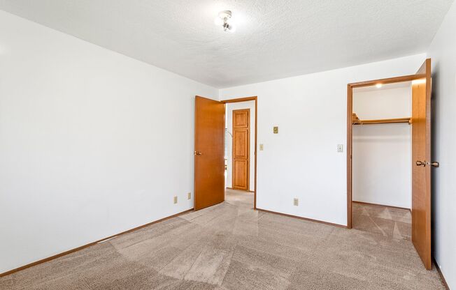 2 beds, 1.5 baths, 960 sqft, $1,650, Unit 3