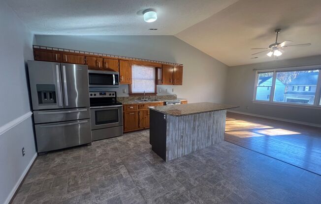 3 beds, 2 baths, $2,100