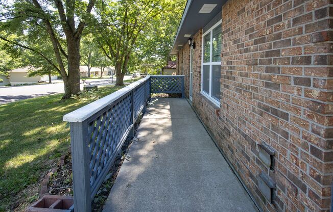 3 Bed 2 Bath Home in Meadowbrook West Neighborhood