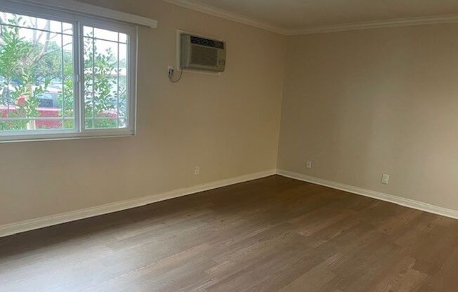 2 beds, 2 baths, 880 sqft, $2,695, Unit L-2