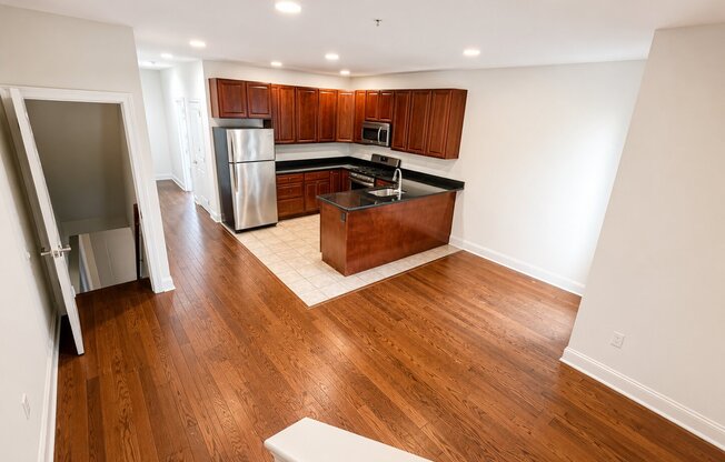 1804 N 16 ST