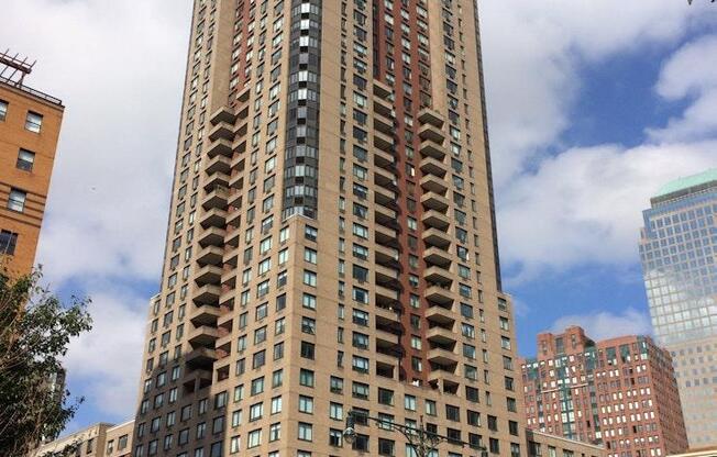 1 bed, 1 bath, 650 sqft, $5,000, Unit 26D