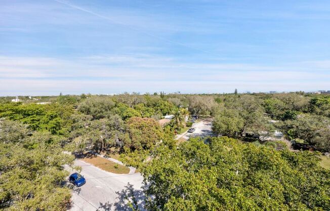 2 beds, 2 baths, 1,024 sqft, $3,230, Unit 400