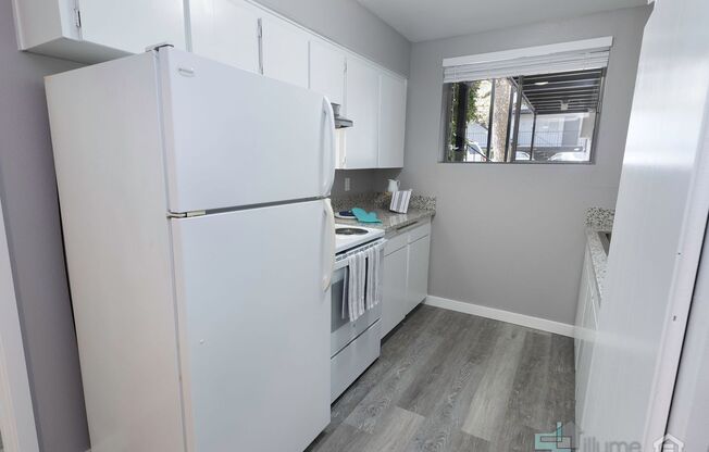 1 bed, 2 baths, 160 sqft, $595, Unit 750 - 9A