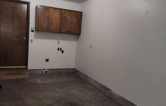 2 beds, 1 bath, $1,500