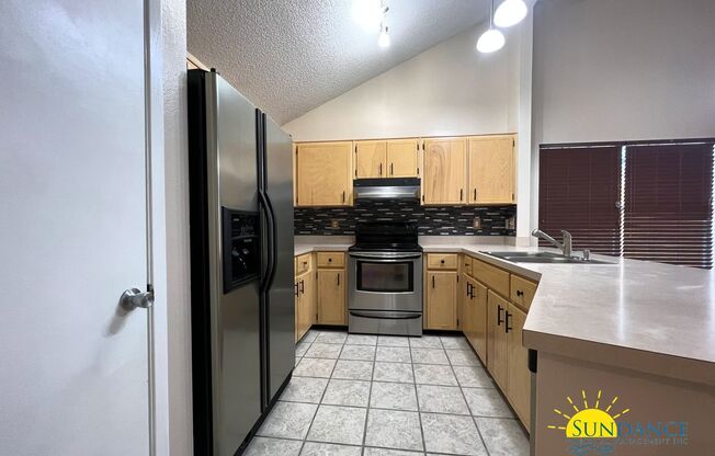 Charming 3-Bedroom, 2-Bathroom Home in Yorktown, Fort Walton Beach!