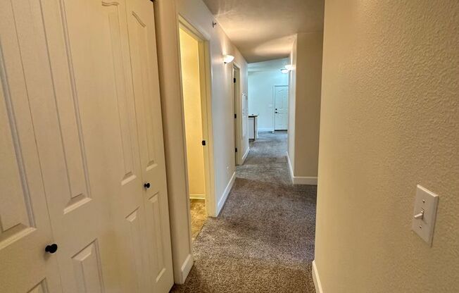 3 beds, 2 baths, $1,795, Unit 104