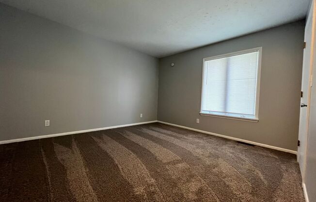 2 beds, 1.5 baths, 1,000 sqft, $1,350, Unit 204