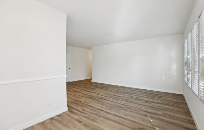 1 bed, 1 bath, 687 sqft, $2,095, Unit #16