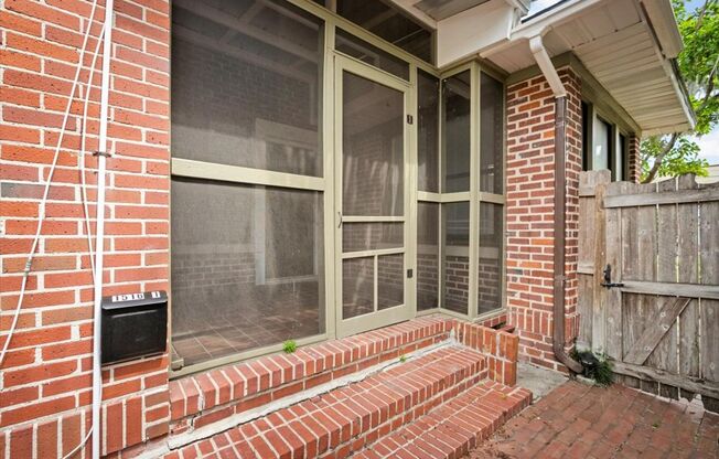 Beautiful Newly Renovated Studio in Ingleside Park!