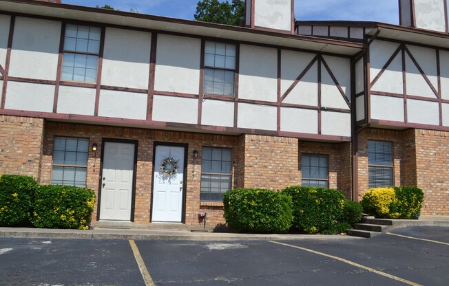 1247 Dallas Drive, Denton, TX