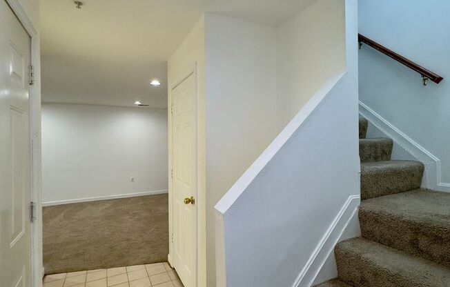 Charming 3 Bedroom/2.5 Bathroom Townhome in Owing Mills, MD!
