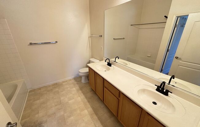 2 beds, 2 baths, $1,325, Unit # 2324