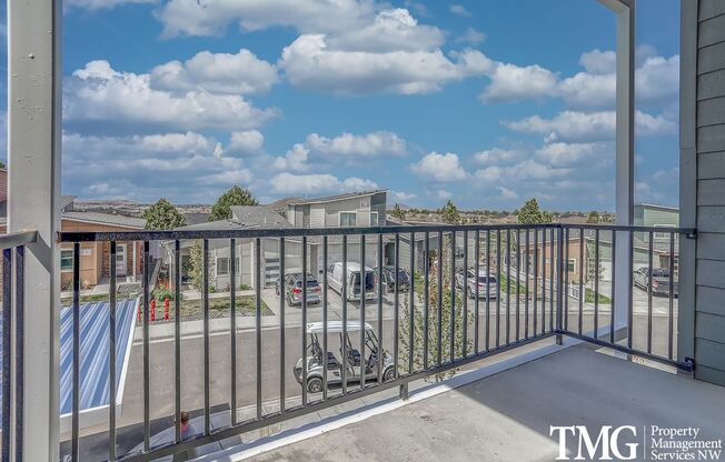 1 bed, 1 bath, 740 sqft, $1,625, Unit B230