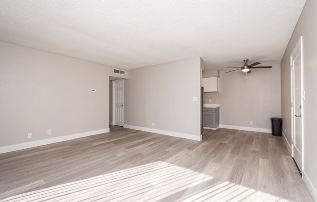 2 beds, 1 bath, 760 sqft, $1,825