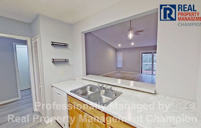 2 beds, 1 bath, $1,265