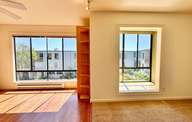 Exceptionally Remodeled Top-Floor Bright Studio