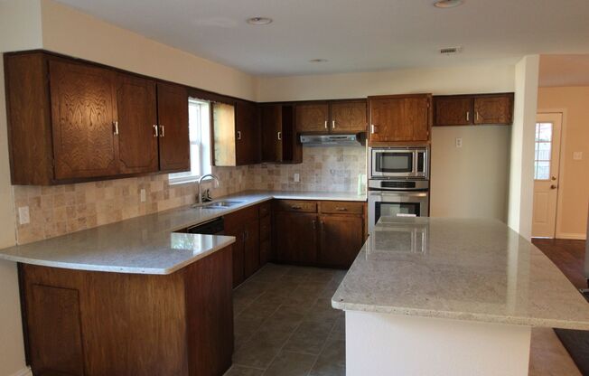 4 Bedroom, 3 Bath Home Gorgeously Remodeled