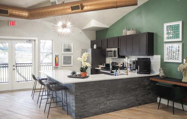 Westdale Hills Apartments