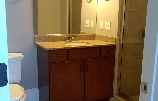 2 beds, 2.5 baths, 980 sqft, $1,695, Unit 502