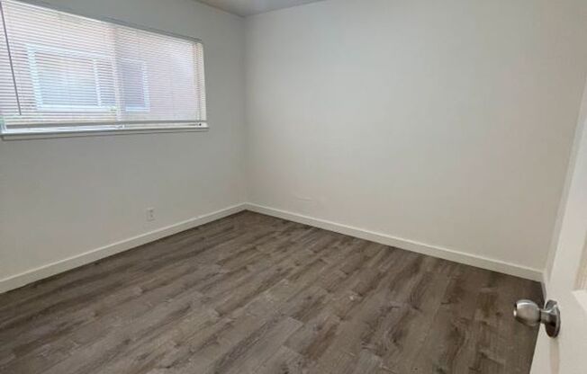 2 beds, 1 bath, 707 sqft, $1,795