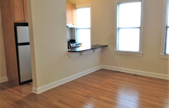Studio, 1 bath, 458 sqft, $2,295, Unit H701
