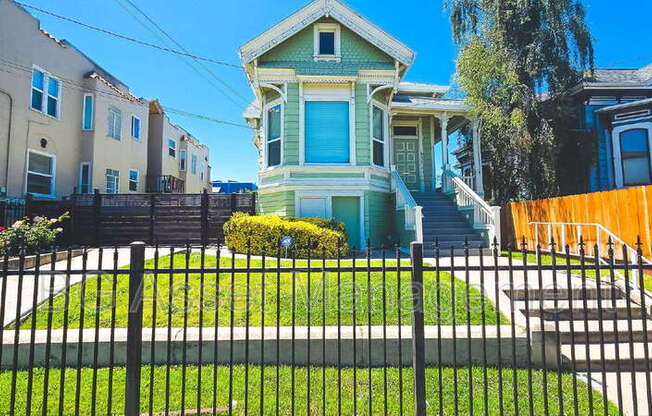 1905 FILBERT ST