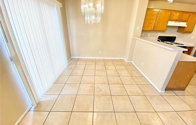 ADORABLE 3 BEDROOM 2.5 BATHROOM LOCATED IN A GATED COMMUNITY IN NORTH LAS VEGAS