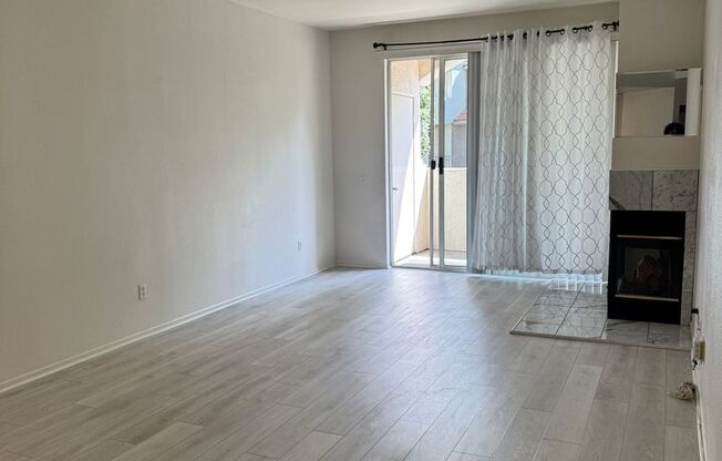 1 bedroom 1 ba in Mission Valley, Available now!