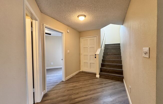 Great 3 bedroom 2 bath culdesac lot with fireplace